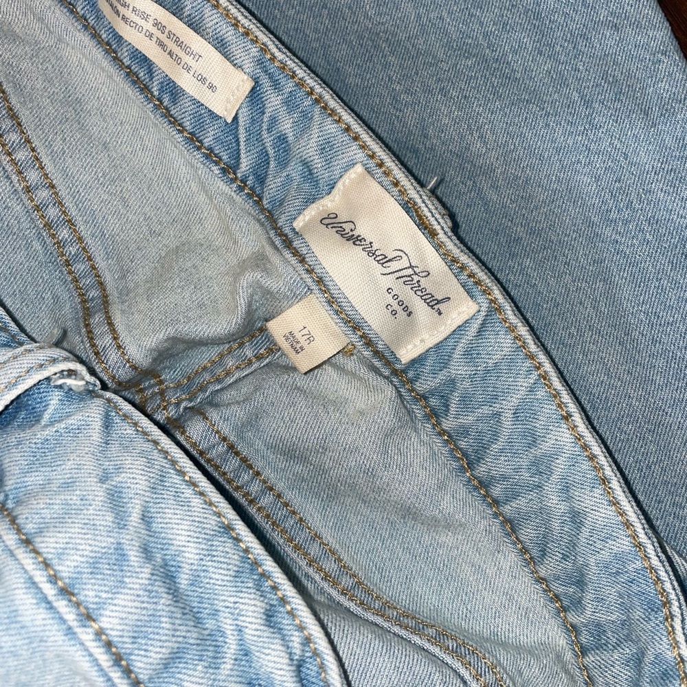 Universal Thread High Rise 90s Straight Jeans Light Wash Women’s Size 17 NWT - Picture 3 of 3
